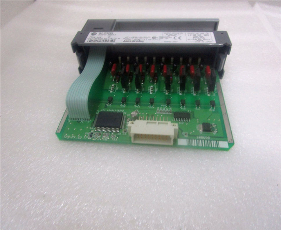 Allen Bradley 1746-OA8 Module