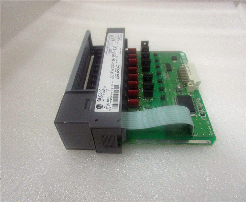 Allen Bradley 1746-OA8 Module