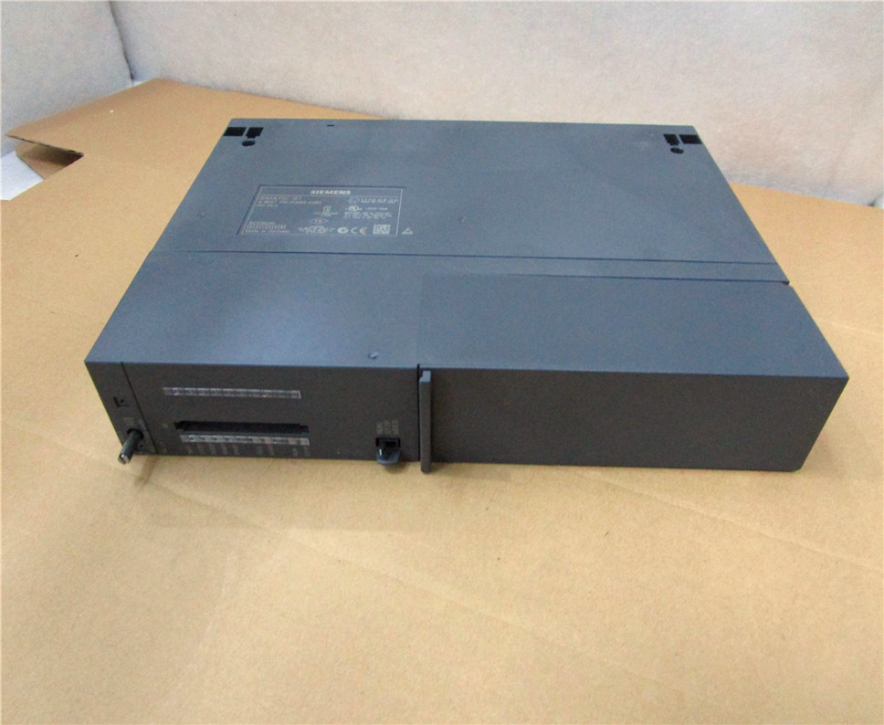 SIEMENS	6ES7414-3XM05-0AB0  Module