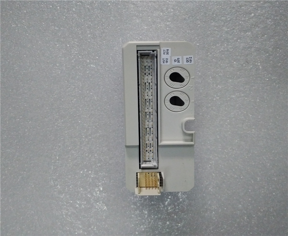 ABB 3BSE008508R1 DI810 Module