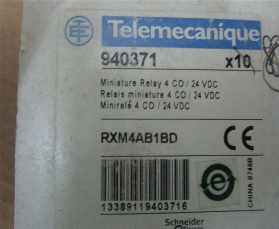 SCHNEIDER 940371 Module