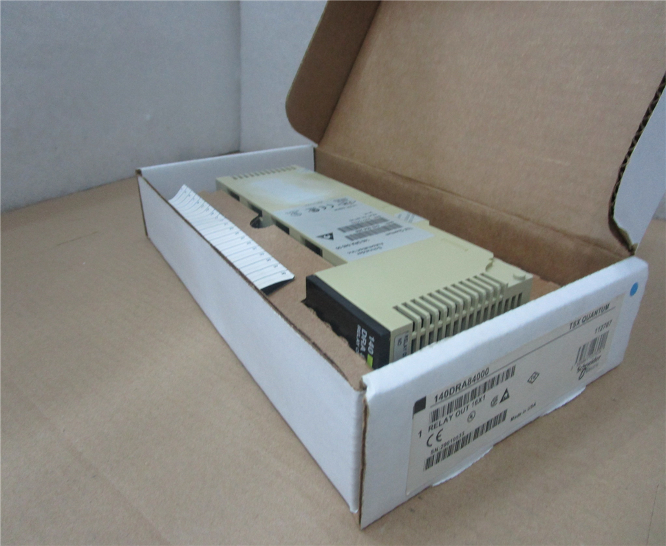 SCHNEIDER 140DRA84000 Module