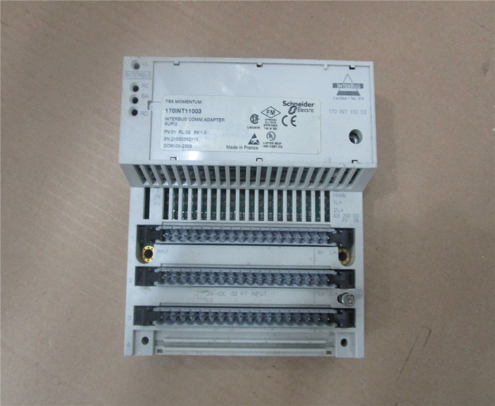 SCHNEIDER 170INT11003 Module