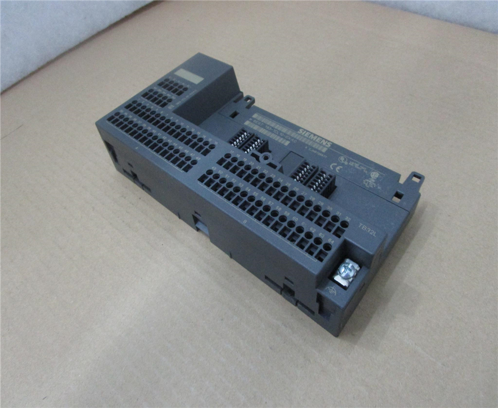 SIEMENS 6ES7193-1CL10-0XA0 Module