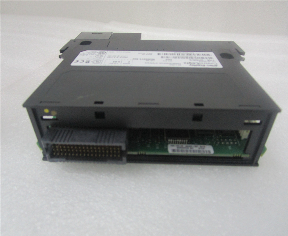 Allen Bradley 1756-DHRIO Module