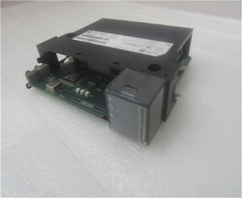 Allen Bradley 1756-M08SE Module