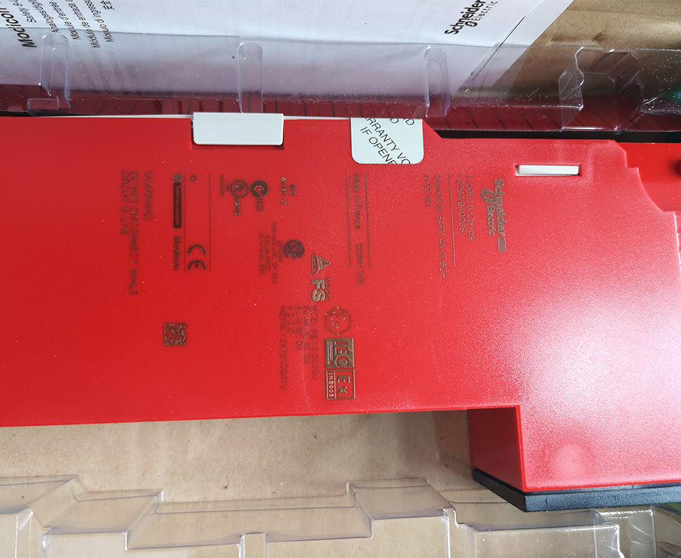 SCHNEIDER 140CRP93200 Module