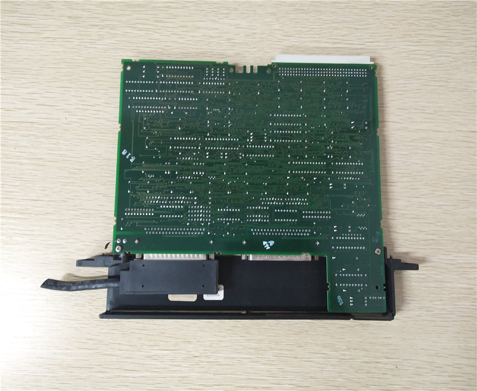 GE IC687BEM713B  controller module