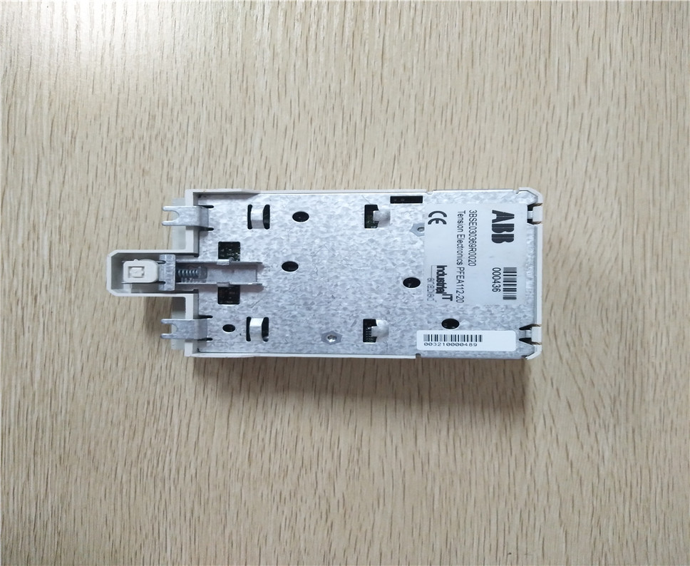 ABB PFEA113-20 3BSE028144R0020 Output Module