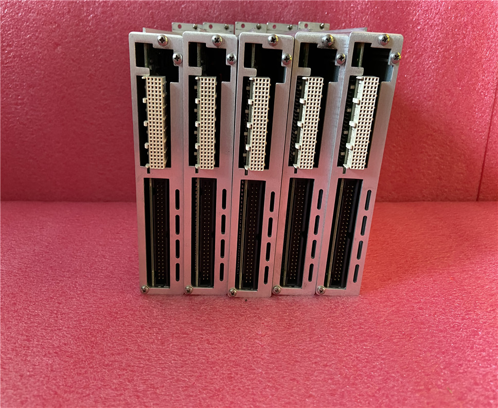 NI SCXI-1104C communication module